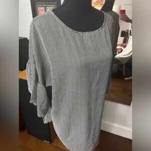 Black and white striped tunic. Size M.